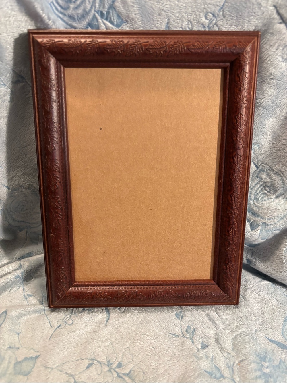 Cass Frames Wood Frame with Leaf Design